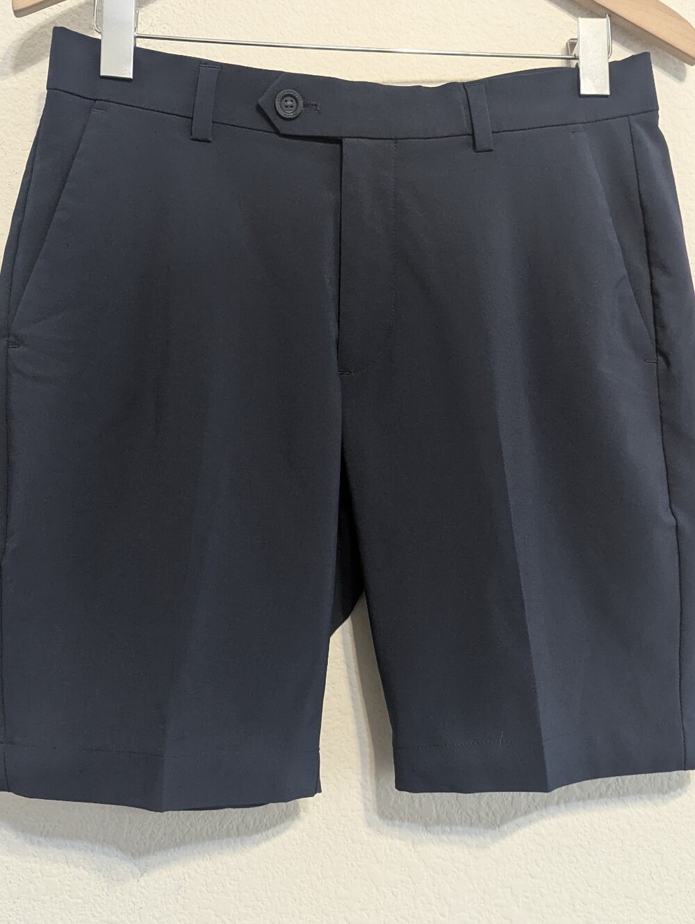 G/FORE Shorts Mens 30 Navy Blue Golf Performance Chino 9" inseam EUC
